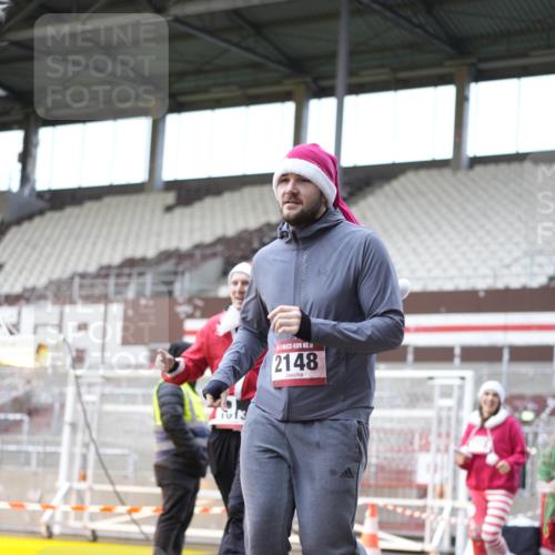 07.12.2025 - St. Pauli X-Mass-Run No. 15 Patografie http://msf.ph/oto/9372137 07.12.2025 11:48:37 Ziel 616, 732, 1613, 1891, 1911, 1926, 1927, 1966, 1967, 2008, 2075, 2148, 2432, 2717, 2718, 3023, 3388, 3646, 3926, 4134, 4423, 4424, 4426, 4477, 4480 meine-sportfotos.de