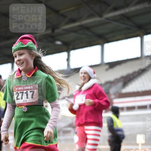 07.12.2025 - St. Pauli X-Mass-Run No. 15 Patografie http://msf.ph/oto/9372145 07.12.2025 11:48:39 Ziel 732, 1613, 1891, 1911, 1926, 1927, 1966, 1967, 2008, 2075, 2148, 2432, 2717, 2718, 3023, 3388, 3646, 3926, 4134, 4423, 4424, 4426, 4477, 4480 meine-sportfotos.de