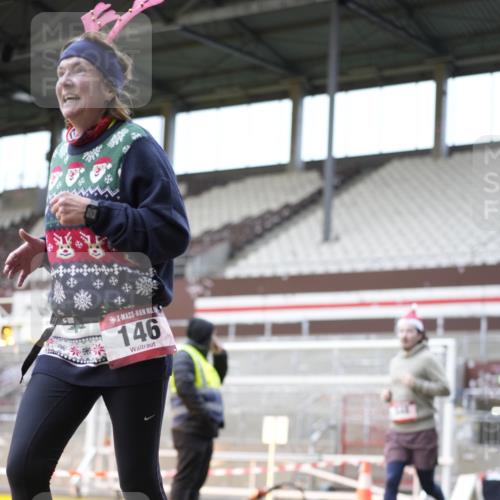 07.12.2025 - St. Pauli X-Mass-Run No. 15 Patografie http://msf.ph/oto/9372160 07.12.2025 11:48:51 Ziel 24, 146, 244, 548, 1613, 1966, 1967, 2075, 2148, 2717, 2718 meine-sportfotos.de