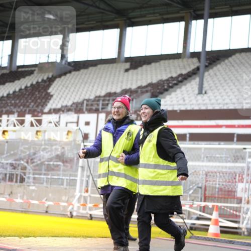 07.12.2025 - St. Pauli X-Mass-Run No. 15 Patografie http://msf.ph/oto/9372175 07.12.2025 11:49:00 Ziel 24, 146, 244, 548, 701, 703 meine-sportfotos.de