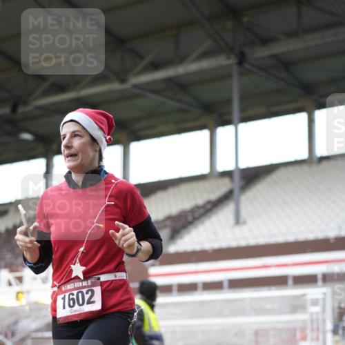 07.12.2025 - St. Pauli X-Mass-Run No. 15 Patografie http://msf.ph/oto/9372273 07.12.2025 11:50:35 Ziel 196, 206, 1599, 1602, 3913, 3958 meine-sportfotos.de