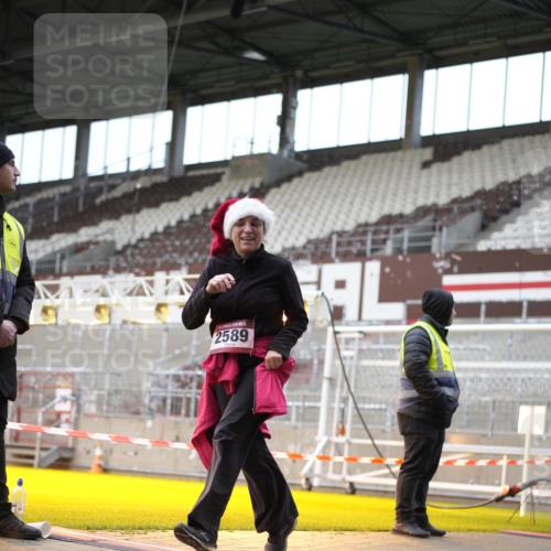 07.12.2025 - St. Pauli X-Mass-Run No. 15 Patografie http://msf.ph/oto/9372319 07.12.2025 11:51:17 Ziel 2374, 2585, 2589, 2670, 2672, 3116, 3449, 3451, 3959, 4340, 4609 meine-sportfotos.de