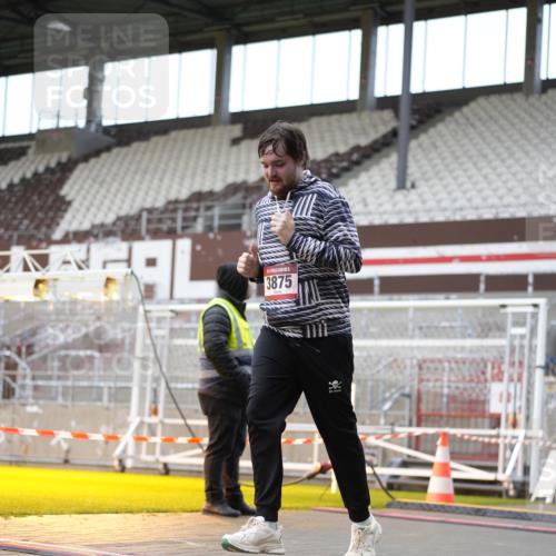 07.12.2025 - St. Pauli X-Mass-Run No. 15 Patografie http://msf.ph/oto/9372342 07.12.2025 11:51:31 Ziel 648, 650, 2025, 2027, 2374, 2589, 3116, 3449, 3451, 3875, 3959, 4340, 4602, 4610 meine-sportfotos.de