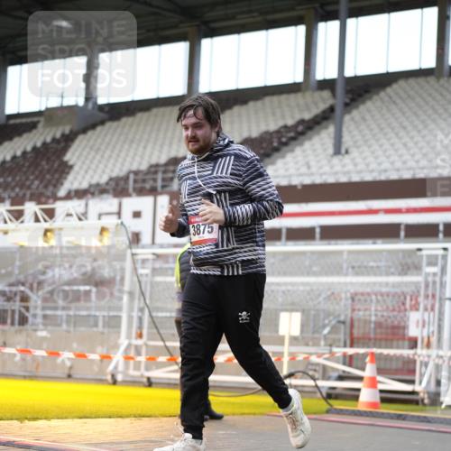 07.12.2025 - St. Pauli X-Mass-Run No. 15 Patografie http://msf.ph/oto/9372343 07.12.2025 11:51:31 Ziel 648, 650, 2025, 2027, 2374, 2589, 3116, 3449, 3451, 3875, 3959, 4340, 4602, 4610 meine-sportfotos.de