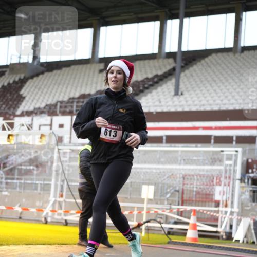 07.12.2025 - St. Pauli X-Mass-Run No. 15 Patografie http://msf.ph/oto/9372404 07.12.2025 11:52:20 Ziel 613, 618, 620, 627, 644, 3276, 3280, 3886 meine-sportfotos.de