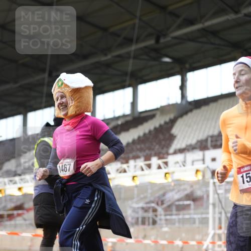 07.12.2025 - St. Pauli X-Mass-Run No. 15 Patografie http://msf.ph/oto/9372424 07.12.2025 11:52:51 Ziel 982, 1467, 1592, 1803, 2862, 4612 meine-sportfotos.de