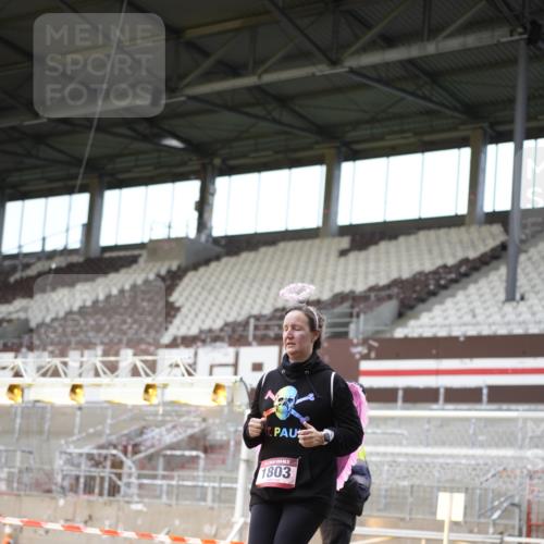 07.12.2025 - St. Pauli X-Mass-Run No. 15 Patografie http://msf.ph/oto/9372429 07.12.2025 11:52:56 Ziel 104, 1467, 1592, 1803, 2966, 3006, 3749, 3750 meine-sportfotos.de