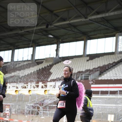07.12.2025 - St. Pauli X-Mass-Run No. 15 Patografie http://msf.ph/oto/9372431 07.12.2025 11:52:56 Ziel 104, 1467, 1592, 1803, 2966, 3006, 3749, 3750 meine-sportfotos.de