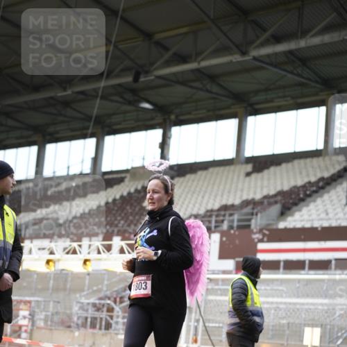 07.12.2025 - St. Pauli X-Mass-Run No. 15 Patografie http://msf.ph/oto/9372432 07.12.2025 11:52:56 Ziel 104, 1467, 1592, 1803, 2966, 3006, 3749, 3750 meine-sportfotos.de