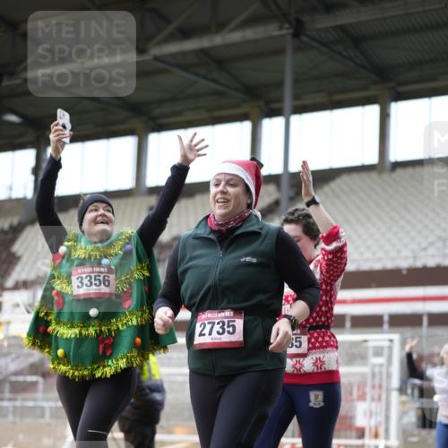 07.12.2025 - St. Pauli X-Mass-Run No. 15 Patografie http://msf.ph/oto/9372451 07.12.2025 11:53:04 Ziel 104, 524, 1238, 1239, 1289, 1290, 1467, 1592, 1803, 2685, 2735, 2966, 3006, 3355, 3356, 3749, 3750 meine-sportfotos.de