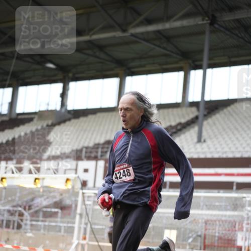07.12.2025 - St. Pauli X-Mass-Run No. 15 Patografie http://msf.ph/oto/9372463 07.12.2025 11:53:11 Ziel 104, 524, 1238, 1239, 1289, 1290, 1803, 2685, 2735, 2966, 3006, 3355, 3356, 3749, 3750, 4248 meine-sportfotos.de
