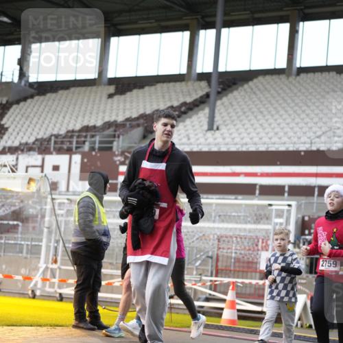 07.12.2025 - St. Pauli X-Mass-Run No. 15 Patografie http://msf.ph/oto/9372486 07.12.2025 11:53:57 Ziel 283, 287, 2229, 2625, 2626, 2629, 2759, 3031, 3249, 3418, 3507, 3510 meine-sportfotos.de