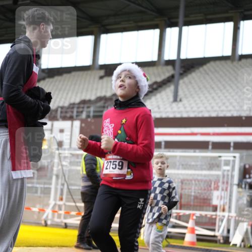 07.12.2025 - St. Pauli X-Mass-Run No. 15 Patografie http://msf.ph/oto/9372490 07.12.2025 11:53:58 Ziel 283, 287, 2229, 2625, 2626, 2629, 2759, 3031, 3249, 3418, 3507, 3510 meine-sportfotos.de