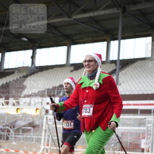 07.12.2025 - St. Pauli X-Mass-Run No. 15 Patografie http://msf.ph/oto/9372532 07.12.2025 11:54:31 Ziel 333, 1331, 1784, 2775, 2778, 2782, 2783, 3446 meine-sportfotos.de