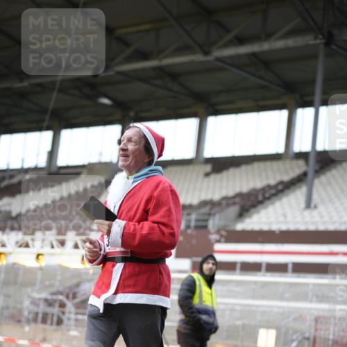07.12.2025 - St. Pauli X-Mass-Run No. 15 Patografie http://msf.ph/oto/9372537 07.12.2025 11:54:35 Ziel 333, 1331, 1784, 2775, 2778, 2782, 2783 meine-sportfotos.de