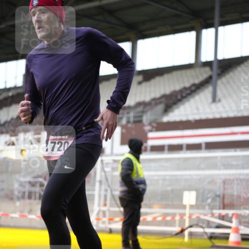 07.12.2025 - St. Pauli X-Mass-Run No. 15 Patografie http://msf.ph/oto/9372554 07.12.2025 11:55:13 Ziel 1448, 1657, 1720, 2671, 3991 meine-sportfotos.de
