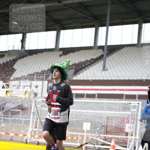 07.12.2025 - St. Pauli X-Mass-Run No. 15 Patografie http://msf.ph/oto/9372629 07.12.2025 11:56:18 Ziel 1030, 1088, 1144, 3496, 3498, 3499, 3511, 3900 meine-sportfotos.de
