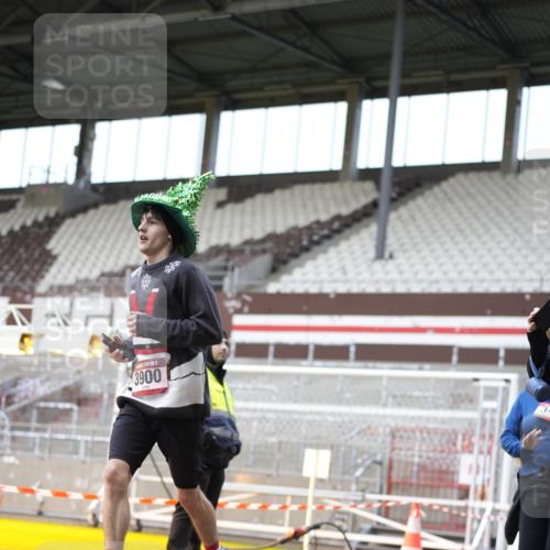 07.12.2025 - St. Pauli X-Mass-Run No. 15 Patografie http://msf.ph/oto/9372631 07.12.2025 11:56:19 Ziel 1030, 1088, 1144, 3496, 3498, 3499, 3511, 3900 meine-sportfotos.de