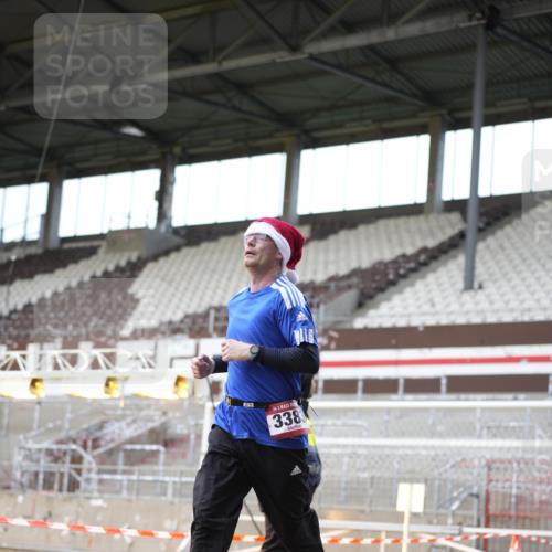 07.12.2025 - St. Pauli X-Mass-Run No. 15 Patografie http://msf.ph/oto/9372692 07.12.2025 11:56:52 Ziel 722, 1271, 2596, 2598, 2599, 2824, 2825, 2826, 3383, 3459, 4172, 4174 meine-sportfotos.de