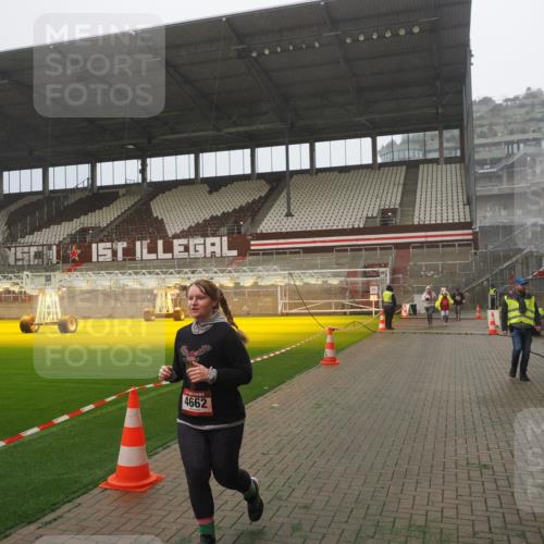 07.12.2025 - St. Pauli X-Mass-Run No. 15 Fabian Wolf http://msf.ph/oto/9372776 07.12.2025 10:11:32 Ziel 2909, 3085, 3354, 4499, 4525, 4659, 4661, 4662 meine-sportfotos.de