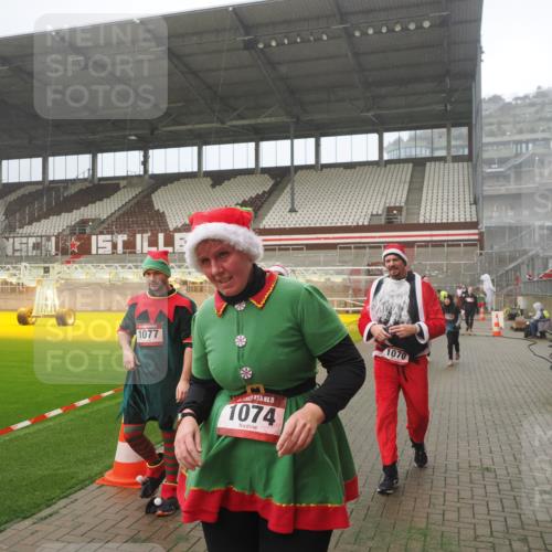 07.12.2025 - St. Pauli X-Mass-Run No. 15 Fabian Wolf http://msf.ph/oto/9372912 07.12.2025 10:12:30 Ziel 1070, 1072, 1074, 1077, 2758, 2760, 2770, 3585 meine-sportfotos.de