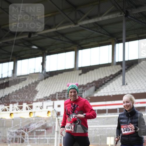 07.12.2025 - St. Pauli X-Mass-Run No. 15 Patografie http://msf.ph/oto/9373096 07.12.2025 11:58:14 Ziel 1151, 1909, 1914, 3457, 3661, 3817, 4721 meine-sportfotos.de