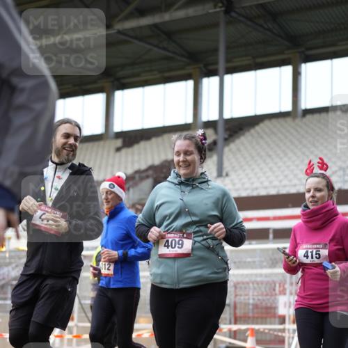07.12.2025 - St. Pauli X-Mass-Run No. 15 Patografie http://msf.ph/oto/9373115 07.12.2025 11:58:40 Ziel 163, 409, 413, 415, 419, 589, 3192, 3533, 4312, 4505 meine-sportfotos.de