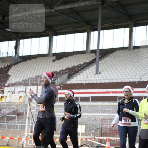 07.12.2025 - St. Pauli X-Mass-Run No. 15 Patografie http://msf.ph/oto/9373137 07.12.2025 11:59:27 Ziel 2627, 2630, 2741, 4242, 4744, 4754, 4790 meine-sportfotos.de