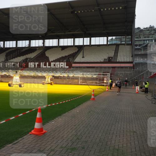 07.12.2025 - St. Pauli X-Mass-Run No. 15 Fabian Wolf http://msf.ph/oto/9373148 07.12.2025 09:50:55 Ziel 2224 meine-sportfotos.de