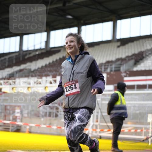 07.12.2025 - St. Pauli X-Mass-Run No. 15 Patografie http://msf.ph/oto/9373168 07.12.2025 12:00:13 Ziel 2264, 2267, 4743, 4752 meine-sportfotos.de