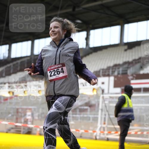 07.12.2025 - St. Pauli X-Mass-Run No. 15 Patografie http://msf.ph/oto/9373169 07.12.2025 12:00:13 Ziel 2264, 2267, 4743, 4752 meine-sportfotos.de