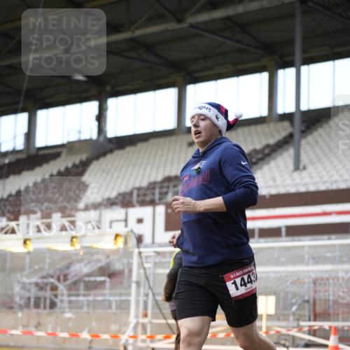 07.12.2025 - St. Pauli X-Mass-Run No. 15 Patografie http://msf.ph/oto/9373205 07.12.2025 12:00:44 Ziel 1225, 1443, 2032, 3318, 3322, 3323, 3325, 4723 meine-sportfotos.de