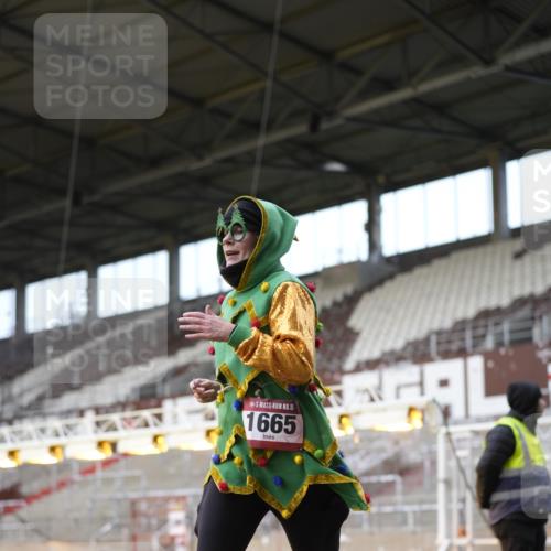 07.12.2025 - St. Pauli X-Mass-Run No. 15 Patografie http://msf.ph/oto/9373213 07.12.2025 12:00:53 Ziel 124, 1225, 1443, 1635, 1665, 1880, 2032, 3318, 3322, 3323, 3325 meine-sportfotos.de