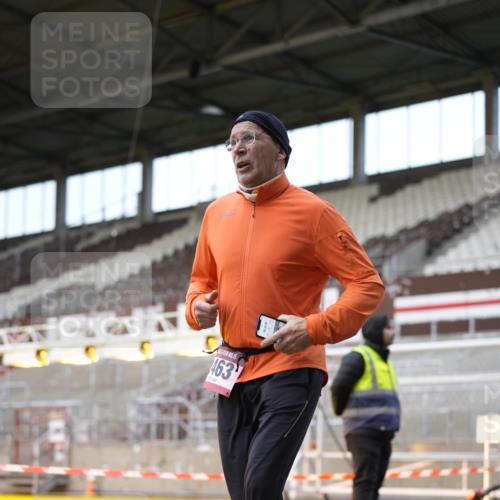 07.12.2025 - St. Pauli X-Mass-Run No. 15 Patografie http://msf.ph/oto/9373221 07.12.2025 12:01:02 Ziel 124, 1635, 1665, 1880, 2463, 3811, 3813, 3992 meine-sportfotos.de