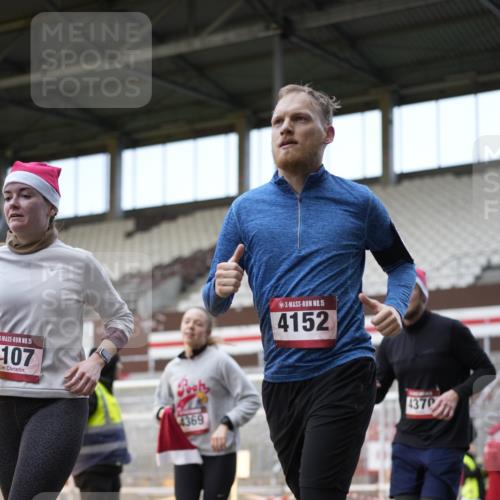07.12.2025 - St. Pauli X-Mass-Run No. 15 Patografie http://msf.ph/oto/9373291 07.12.2025 12:01:52 Ziel 576, 926, 928, 933, 2411, 2539, 2868, 3869, 4107, 4109, 4156, 4369, 4370 meine-sportfotos.de