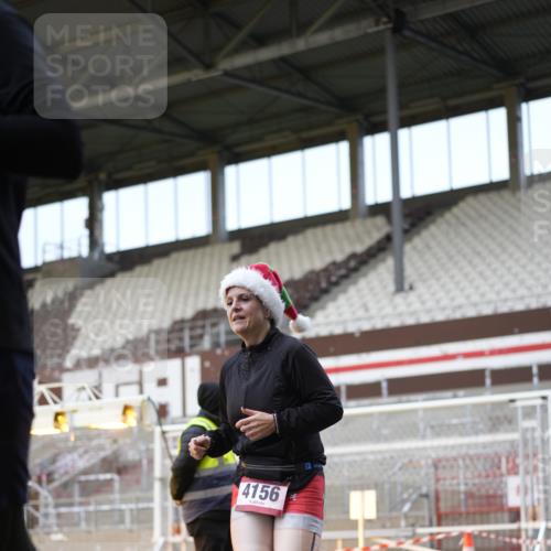 07.12.2025 - St. Pauli X-Mass-Run No. 15 Patografie http://msf.ph/oto/9373295 07.12.2025 12:01:53 Ziel 576, 926, 928, 933, 2411, 2539, 2868, 3869, 4102, 4107, 4109, 4142, 4156, 4369, 4370 meine-sportfotos.de