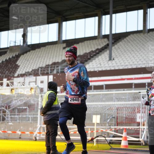 07.12.2025 - St. Pauli X-Mass-Run No. 15 Patografie http://msf.ph/oto/9373313 07.12.2025 12:02:17 Ziel 2936, 2940, 3203, 3837, 4364 meine-sportfotos.de