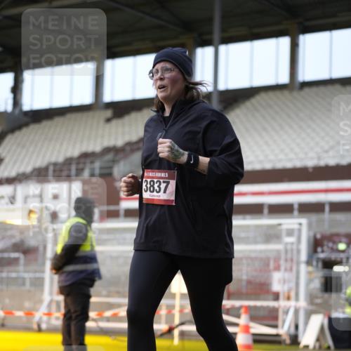 07.12.2025 - St. Pauli X-Mass-Run No. 15 Patografie http://msf.ph/oto/9373321 07.12.2025 12:02:21 Ziel 235, 1979, 1983, 2936, 2940, 3203, 3429, 3837, 4364 meine-sportfotos.de