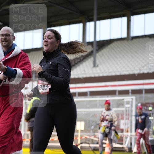 07.12.2025 - St. Pauli X-Mass-Run No. 15 Patografie http://msf.ph/oto/9373328 07.12.2025 12:02:25 Ziel 235, 1979, 1983, 2936, 2940, 3203, 3429, 3432, 3837, 4364 meine-sportfotos.de