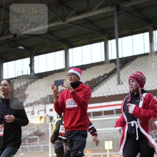 07.12.2025 - St. Pauli X-Mass-Run No. 15 Patografie http://msf.ph/oto/9373396 07.12.2025 12:03:07 Ziel 267, 2610, 2747, 2822, 2834, 2843, 3122, 3125, 3130, 3134, 3281, 3282, 3937, 3941, 3943, 4024, 4243, 4244, 4741, 4747, 4750, 4751 meine-sportfotos.de