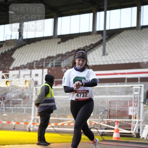07.12.2025 - St. Pauli X-Mass-Run No. 15 Patografie http://msf.ph/oto/9373422 07.12.2025 12:03:16 Ziel 267, 2610, 2747, 2822, 2834, 2843, 3122, 3125, 3130, 3134, 3281, 3282, 3937, 3941, 3943, 4024, 4732, 4741, 4747, 4750, 4751, 5007 meine-sportfotos.de