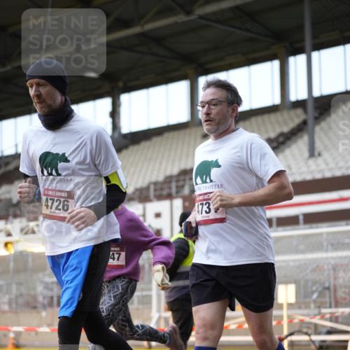 07.12.2025 - St. Pauli X-Mass-Run No. 15 Patografie http://msf.ph/oto/9373447 07.12.2025 12:03:26 Ziel 255, 258, 3282, 3807, 3937, 3941, 3943, 4006, 4022, 4221, 4224, 4241, 4247, 4726, 4731, 4732, 4741, 4746, 5007 meine-sportfotos.de
