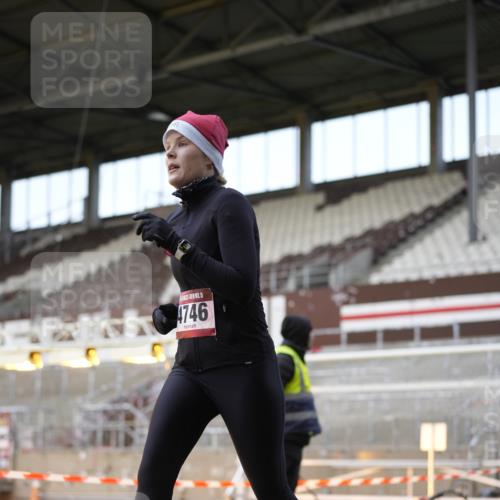 07.12.2025 - St. Pauli X-Mass-Run No. 15 Patografie http://msf.ph/oto/9373449 07.12.2025 12:03:28 Ziel 255, 258, 263, 3807, 4006, 4022, 4221, 4224, 4241, 4247, 4726, 4731, 4732, 4746, 5007 meine-sportfotos.de