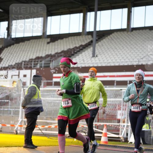 07.12.2025 - St. Pauli X-Mass-Run No. 15 Patografie http://msf.ph/oto/9373466 07.12.2025 12:03:35 Ziel 255, 258, 263, 723, 3081, 3082, 3316, 3317, 3807, 3994, 3996, 3997, 4006, 4022, 4221, 4224, 4241, 4247, 4726, 4731, 4742, 4746 meine-sportfotos.de
