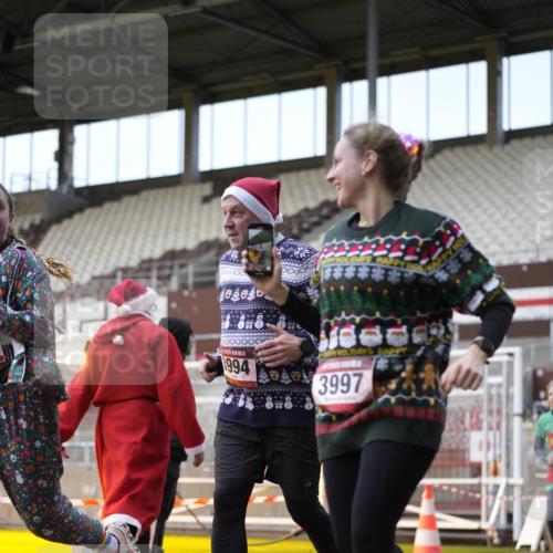 07.12.2025 - St. Pauli X-Mass-Run No. 15 Patografie http://msf.ph/oto/9373477 07.12.2025 12:03:38 Ziel 255, 258, 263, 723, 3081, 3082, 3316, 3317, 3807, 3994, 3996, 3997, 4006, 4011, 4021, 4022, 4221, 4224, 4247, 4726, 4731, 4742, 4746 meine-sportfotos.de