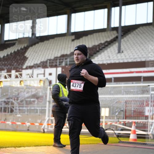 07.12.2025 - St. Pauli X-Mass-Run No. 15 Patografie http://msf.ph/oto/9373554 07.12.2025 12:04:16 Ziel 778, 795, 923, 1228, 1231, 1490, 1504, 2091, 2398, 2410, 2769, 3121, 3705, 3983, 3985, 4008, 4302, 4305, 4311, 4374, 4375, 4386, 4728 meine-sportfotos.de