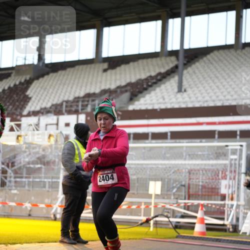 07.12.2025 - St. Pauli X-Mass-Run No. 15 Patografie http://msf.ph/oto/9373570 07.12.2025 12:04:26 Ziel 1490, 2404, 2410, 2769, 3675, 3833, 4056, 4059, 4374, 4375, 4386, 4728 meine-sportfotos.de