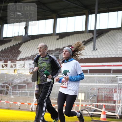 07.12.2025 - St. Pauli X-Mass-Run No. 15 Patografie http://msf.ph/oto/9373687 07.12.2025 12:05:25 Ziel 1244, 1303, 1781, 2227, 4719, 4729, 4787, 4788, 4789 meine-sportfotos.de