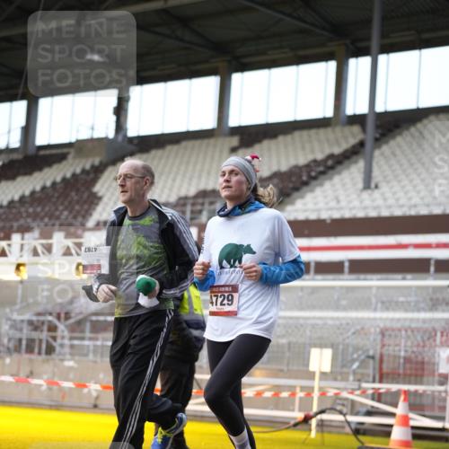 07.12.2025 - St. Pauli X-Mass-Run No. 15 Patografie http://msf.ph/oto/9373689 07.12.2025 12:05:25 Ziel 1244, 1303, 1781, 2227, 4719, 4729, 4787, 4788, 4789 meine-sportfotos.de