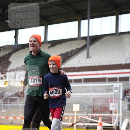 07.12.2025 - St. Pauli X-Mass-Run No. 15 Patografie http://msf.ph/oto/9373738 07.12.2025 12:05:55 Ziel 5, 6, 760, 768, 1038, 3106, 3107, 3137, 4019, 4020, 4176, 4307, 4326, 4327, 4357, 4405, 4413 meine-sportfotos.de